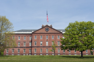 GettyImages-182056505%20Springfield%20Armory_0.jpg
