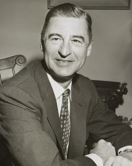 Theodor_Seuss_Geisel_%2801037v%29.jpg